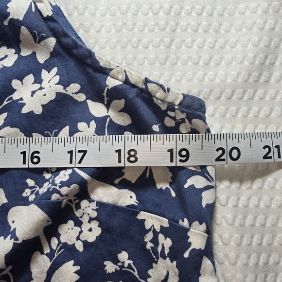 Coldwater Creek Blue and White Floral Button-Down Shirt - Picture 4 of 5